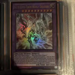 Yu-Gi-Oh! Blue Eyes White Dragon, Blue Eyes Ultimate Dragon Bundle - Image 4