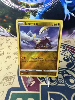 Jangmo-o - Common Reverse Holo SM - Cosmic Eclipse 160/236 Pokemon TCG - Image 1