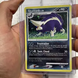 Pokemon Skuntank Diamond and Pearl 15/130 Holo Rare Pokemon Nintendo LP/NM TCG - Image 1