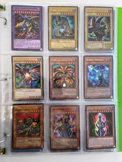 Yu-Gi-Oh! Cards VINTAGE Collection Binder - Rare Holos, Dark Magician - Image 2