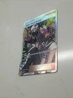 Pokemon TCG Team Skull Grunt 149/149 Sun And Moon Base Set Trainer Card - Image 3