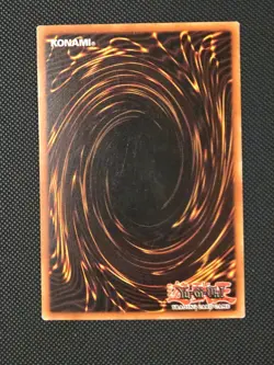 Yugioh Dark Magician SDY-006 Light to Mid Faded Ultra Rare Unlim VLP - Image 4