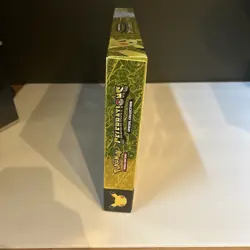 Pokemon TCG: Celebrations Special Collection Box [Pikachu V-Union, 50 Cards 2021 820650809156 - Image 2