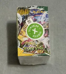 Pokemon Sword & Shield Evolving Skies Booster Box 36 Packs SEALED Acrylic Case - Image 3