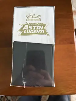 Carte Pokemon Astri Lucenti Set Allenatore Fuoriclasse ETB Sealed Ita Italiano - Image 3