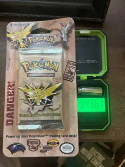 1999 Heavy Sealed Pokemon Fossil Blister Pack OG Wizards of the Coast Booster - Image 2