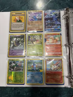 Pokemon Card Binder 45 Card Lot Vintage-Modern HP-DMG - Image 2