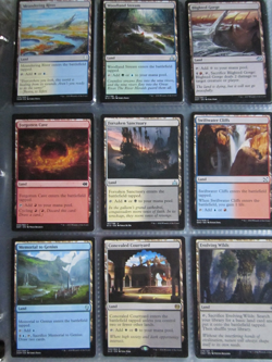 Binder MAGIC THE GATHERING MTG HUNDREDS of Cards Personal Collectible Game Mix - Image 2