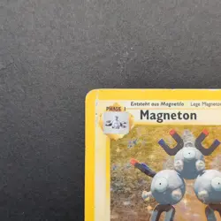 Pokemon TCG Karte - Magneton 9/102 Base Set Deutsch Holo Rare - Image 4