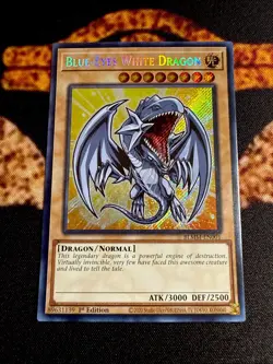 YUGIOH • BLUE EYES WHITE DRAGON • SECRET RARE • BLMM-EN001 • 1st EDITION • NM - Image 2
