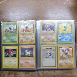 Vintage Pokemon TCG Binder English/Japanese WOTC 112 Cards Great Condition - Image 4