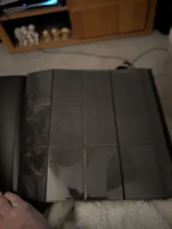 BLACK VAULT X 12 POCKET STRAP BINDER - HOLDS 480 CARDS FOR CCG AND TCG - Image 4