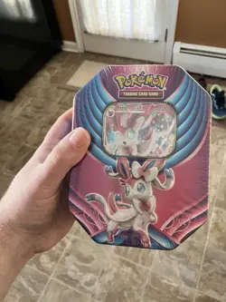 Pokemon TCG Sylveon GX Evolution Celebration Tin 2018 NEW/SEALED 820650804090 - Image 1