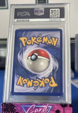 1999 POKEMON FOSSIL #4/62 DRAGONITE HOLO PSA 8 - Image 2
