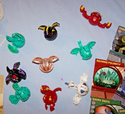 9 Bakugan Battle Brawlers, Wrist Launcher, 14 Metal Cards, 13 Regular Cards - Image 4