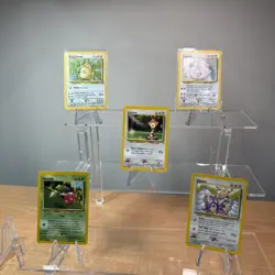 Lot of Heavily Played / Poor Condition (5) Vintage English Pokemon TCG Cards - Image 1