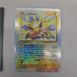 Jolteon Legendary Collection Reverse Holo Rare Vintage Pokemon Card 14/110 - Image 2