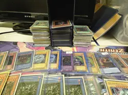 Yu-Gi-Oh Blue-Eyes White Dragon Vintage Tcg Lot! - Image 3