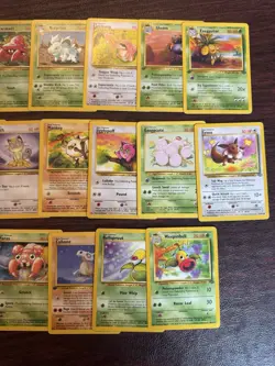 Pokemon TCG Vintage Jungle Set, Lot Of 29 Unique Cards, With 1st Editions - Image 4
