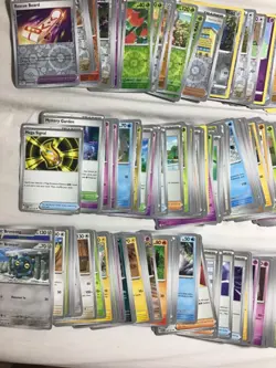 185 REVERSE/HOLO AND 387 COMMON CARDS POKEMON LOT - Image 5