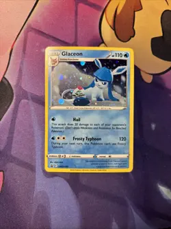 Glaceon SWSH192 SWSH: Sword & Shield Promo Cards Holo LP - Image 1