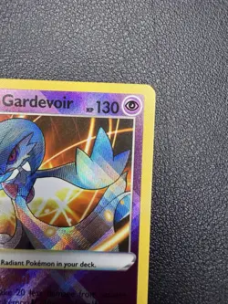 Radiant Gardevoir 069/196 Swsh11: Lost Origin Reverse Holo - Pokemon TCG - NM - Image 3