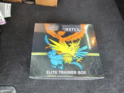 2019 Pokemon - Sun & Moon Hidden Fates - Elite Trainer Box ETB (FACTORY SEALED) - Image 3