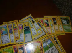 100 WOTC Pokemon Cards Vintage Lot Collection - Image 4