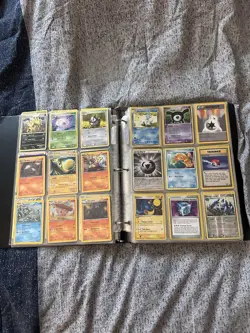Vintage Pokemon Binder - *READ DESCRIPTION* - Image 3