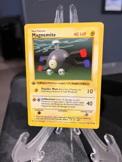 Magnemite Pokemon 1st Edition Shadowless 53/102 WOTC 1999 - Image 1