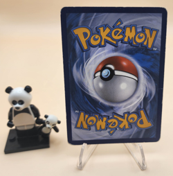Pokemon TCG Umbreon Black Star Promo XY96 Holo Promo Card Damaged - Image 2