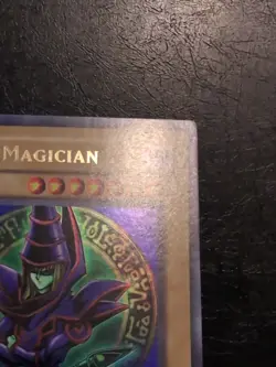 Yu-Gi-Oh! ULTRA RARE HOLO CARD DARK MAGICIAN LOB-005 1996 VINTAGE PRINT VLP - Image 3