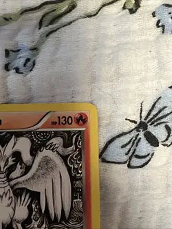 Pokemon TCG Reshiram Holo Rare Card 28/113 B&W Legendary Treasures - Image 4