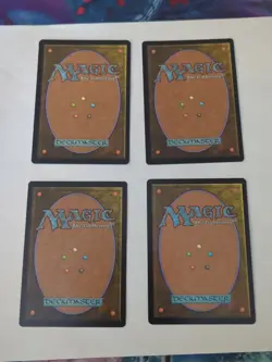 Cloak of the Bat Commander Legends: Battle for Baldur's Gate Foil And 3 Others - Image 5