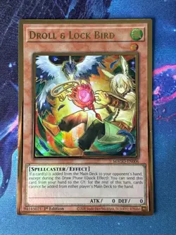 Yugioh - (NM) Droll & Lock Bird (Alt Art) - MAGO-EN006 - Premium Gold Rare - 1st - Image 1