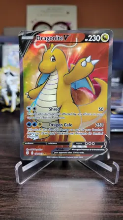Pokemon TCG Dragonite v Evolving Skies Holo Ultra Rare Full Art Card 191/203 - Image 1