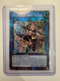 Tri-Brigade Arms Mouser STARLIGHT Rare Yugioh! DOOD-EN051 Near Mint/Pack Fresh - Image 1