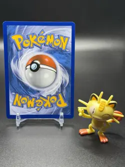 Swirlix RC19/RC32 Generations: Radiant Collection Uncommon Pokemon TCG - Image 2