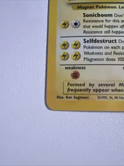 Magneton Holo Fossil Set Unlimited 11/62 Rare Vintage WOTC Pokemon Card - Image 4