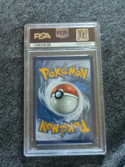 Mew V Alt Art 251/264 - PSA 9 MINT - 2021 Pokemon Card TCG - Fusion Strike - Image 2
