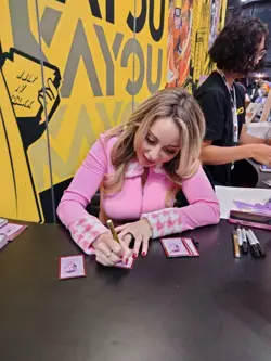 NYCC 2025 KAYOU EXCLUSIVE TARA STRONG MY LITTLE PONY SIGNED PROMO CARD NEW MINT - Image 5