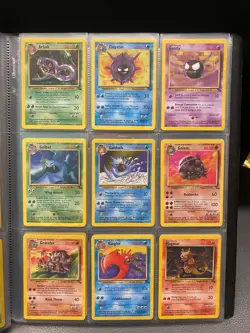 NEAR MINT - Fossil Set Complete Common and Uncommon 1999 Pokemon Cards Bundle - Image 1
