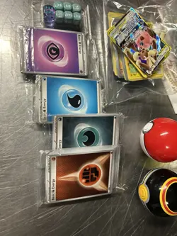 Pokemon Card Lot - HUGE COLLECTION - Holo’s Over 1000 Cards With Figures - Image 5