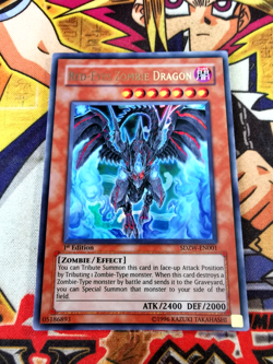 Red-Eyes Zombie Dragon sdzw-en001 1st Edition (NM/VLP) Ultra Rare Yu-Gi-Oh! - Image 1