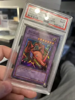 Yu-Gi-Oh! TCG Twin-Headed Thunder Dragon Metal Raiders MRD-120 Unlim PSA 9 - Image 1