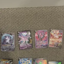 Pokemon TCG SPANISH Holo & V Card Lot - Zapdos, Glaceon, Articuno + Bulk & Tin - Image 3