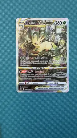 Leafeon VSTAR Crown Zenith Galarian Gallery Ultra Rare Card GG35/GG70 - Image 1