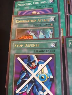 Yu-Gi-Oh TCG 1996 Spell Cards 100in Total Some Holo - Image 4