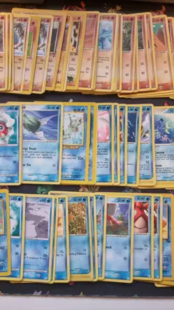 Pokemon TCG - 100+ Cards Bundle - Vintage Rare Delta Species Base Neo Fossil - Image 3