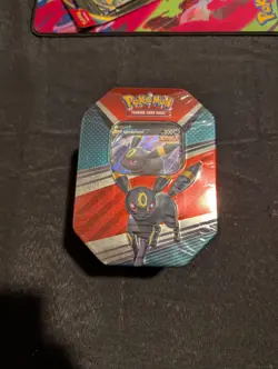 Pokemon TCG Heroes Tin Umbreon V and Espeon V Promos Box Sealed - Image 1